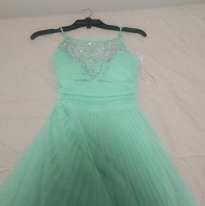 Evening gown/prom dress